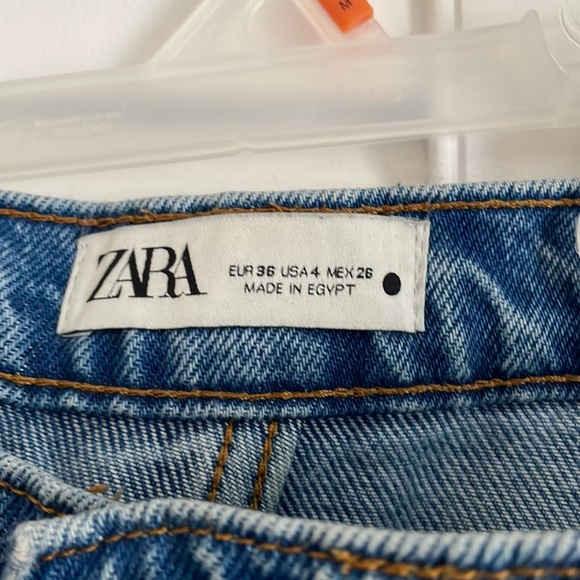Zara high rise ripped jeans - Picture 3 of 3